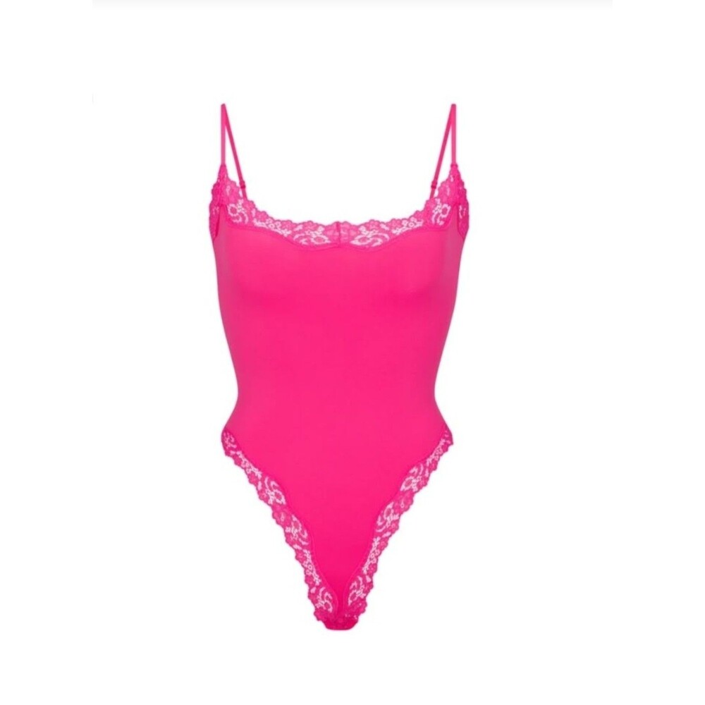 Skims Fits Everybody Lace Cami Bodysuit Size Large Hot Pink
